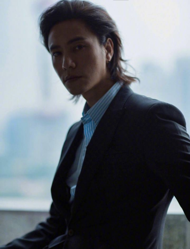 李嘉廷的第三张照片--银川相亲服务中心
