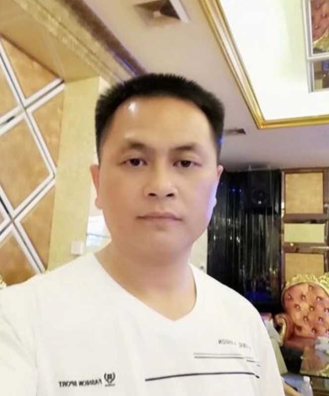 小梁的第二张照片--银川相亲服务中心