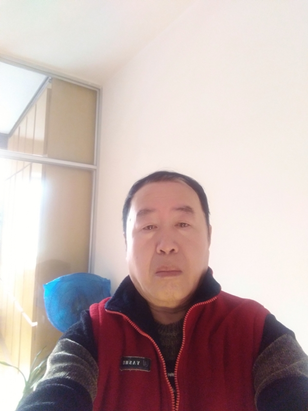 快乐的第一张照片--银川相亲服务中心
