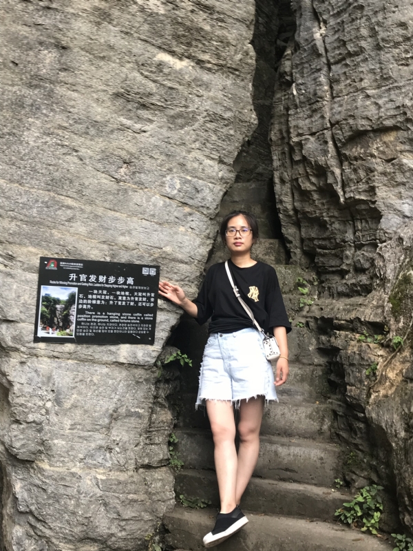 凭实力单身的第一张照片--银川相亲服务中心