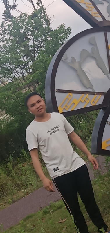愉快的阳光的第一张照片--银川相亲服务中心