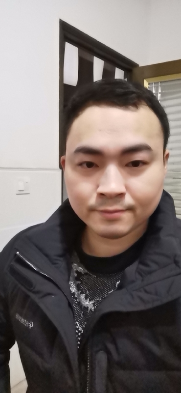 老实人的第一张照片--银川相亲服务中心