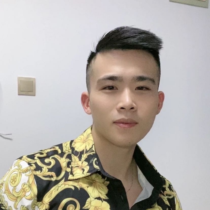 迷彩冲锋衣的第一张照片--银川相亲服务中心
