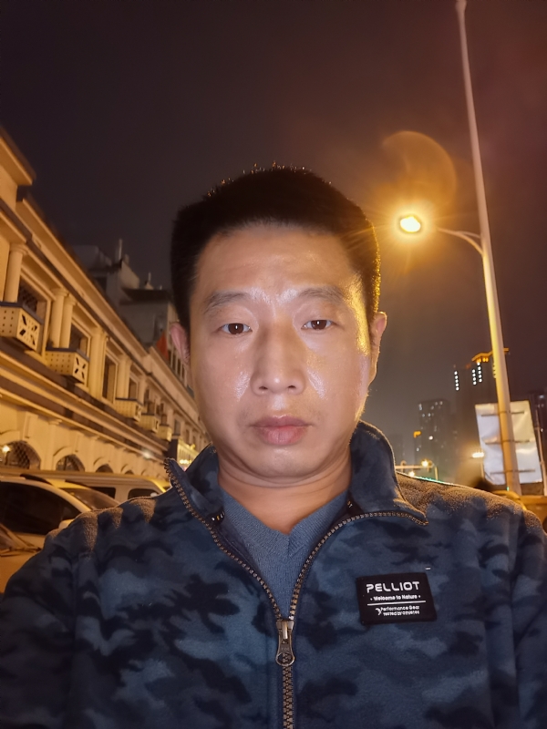 偷偷说的第一张照片--银川相亲服务中心