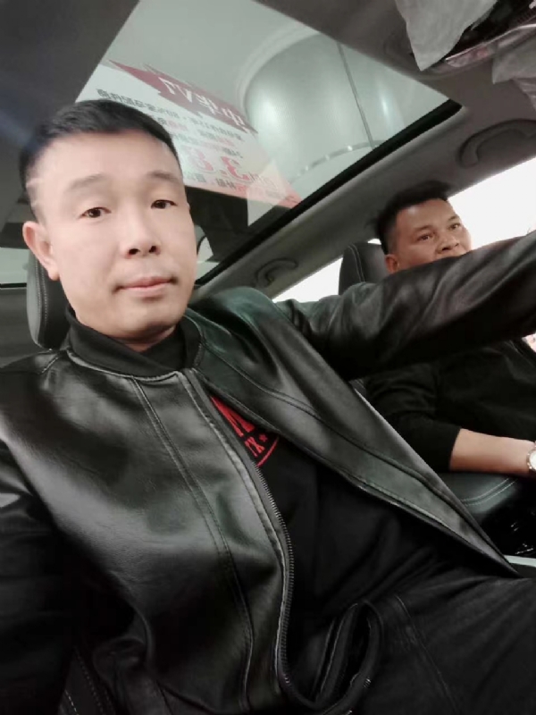 醉红尘的第一张照片--银川相亲服务中心