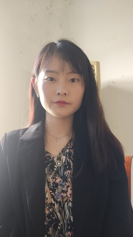 啾啾儿的第一张照片--银川相亲服务中心