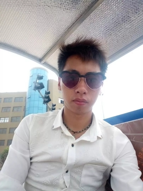 寻缘的第一张照片--银川相亲服务中心