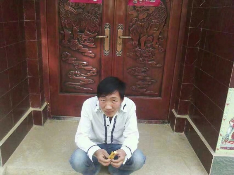 潘先生的第一张照片--银川相亲服务中心