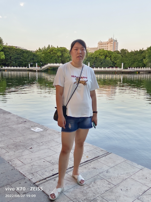 幸福触手可及的第一张照片--银川相亲服务中心