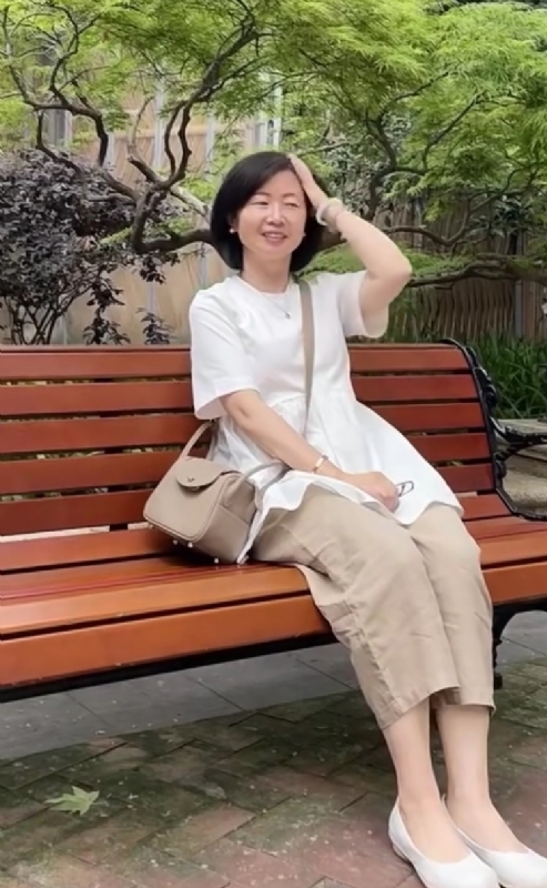 千年老母猪的第五张照片--银川相亲服务中心