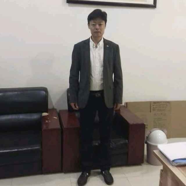 蓝天白云的第一张照片--银川相亲服务中心