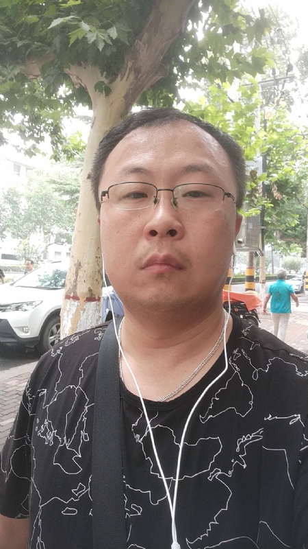 飘逸的星辰的第一张照片--银川相亲服务中心