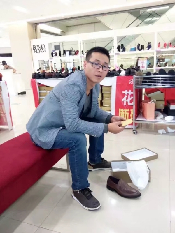 借我你的手的第一张照片--银川相亲服务中心