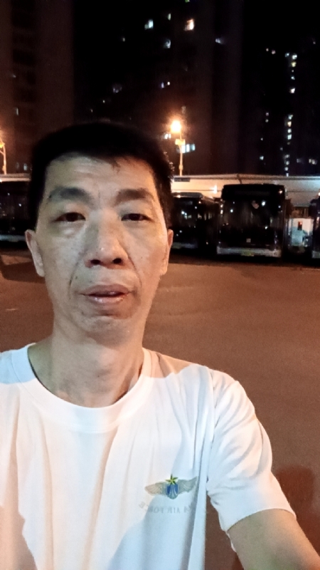 小丑的第一张照片--银川相亲服务中心
