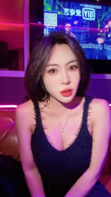 素素可月的第一张照片--银川相亲服务中心