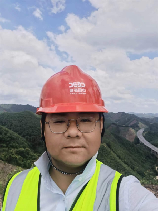 冰城小土匪的第一张照片--银川相亲服务中心
