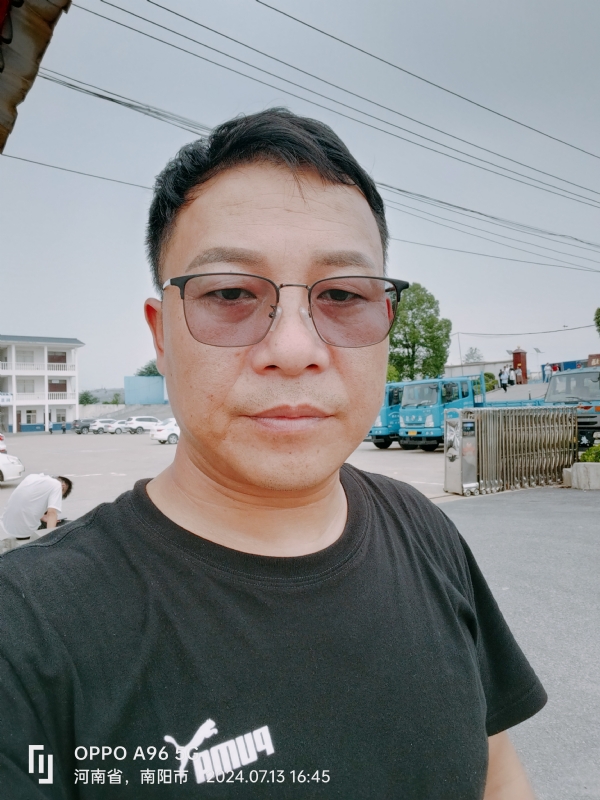 楚辞的第二张照片--银川相亲服务中心