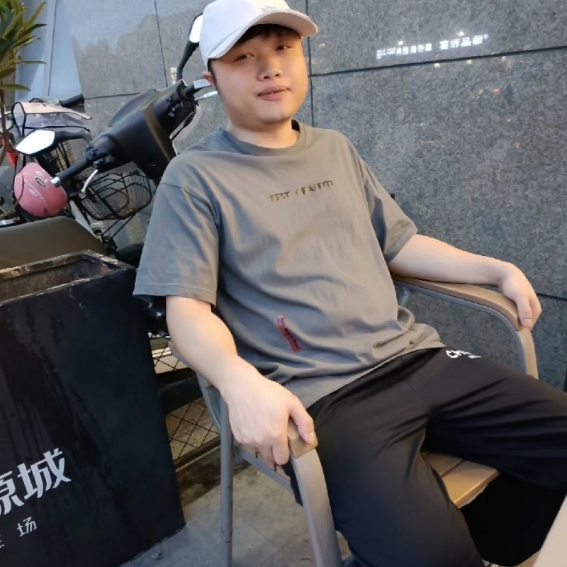 风吹半夏的第一张照片--银川相亲服务中心