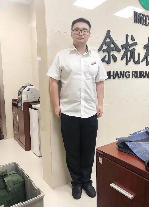 君临天下的第一张照片--银川相亲服务中心