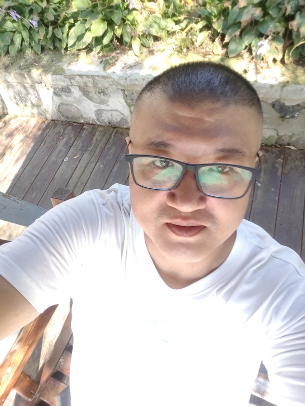 羊十八的第一张照片--银川相亲服务中心