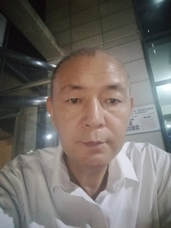 老李的第一张照片--银川相亲服务中心