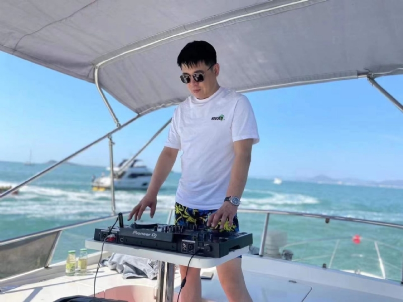 魔盒的第一张照片--银川相亲服务中心