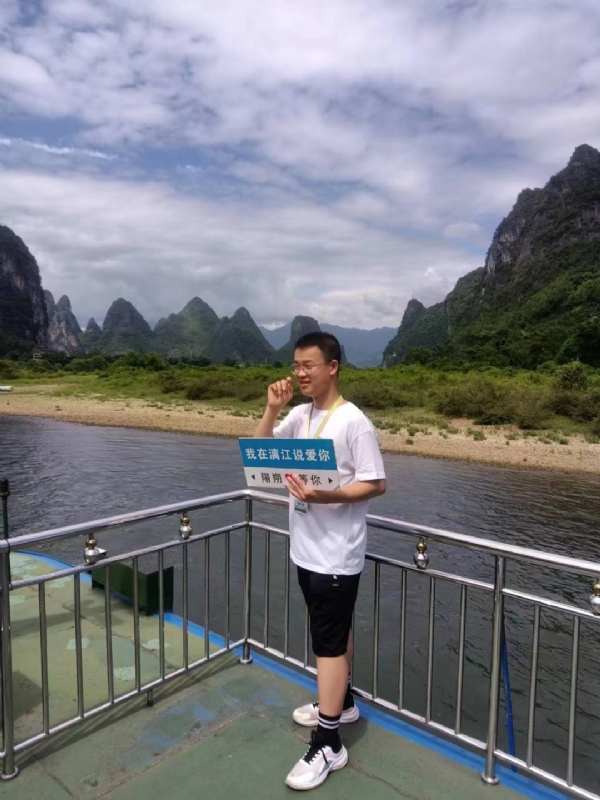 决胜时刻的第三张照片--银川相亲服务中心