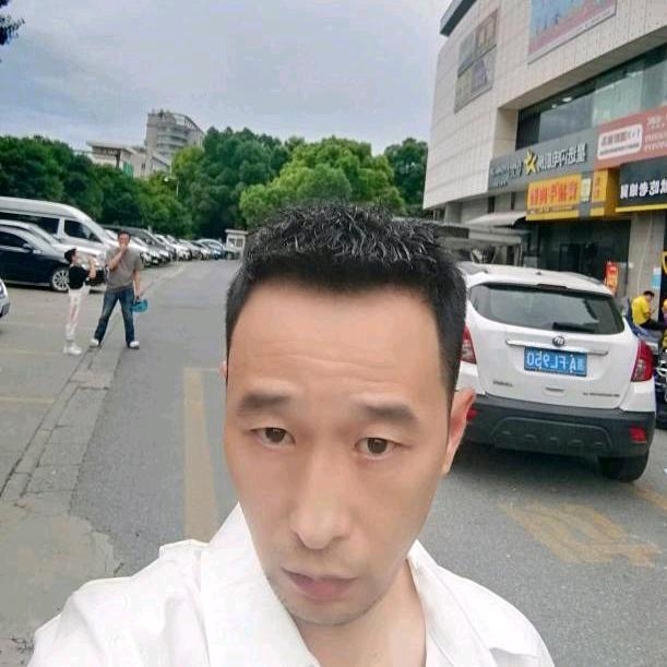 小林的第三张照片--银川相亲服务中心
