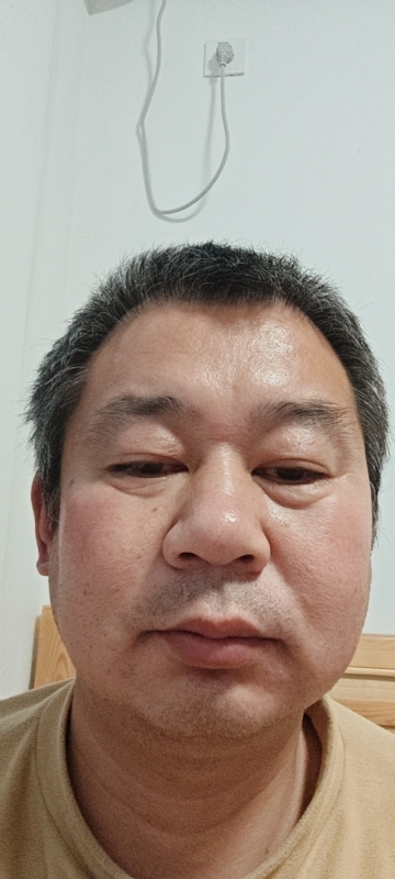 龙万的第一张照片--银川相亲服务中心