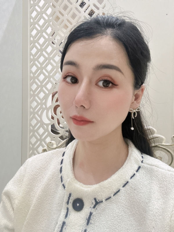 金莉的第一张照片--银川相亲服务中心
