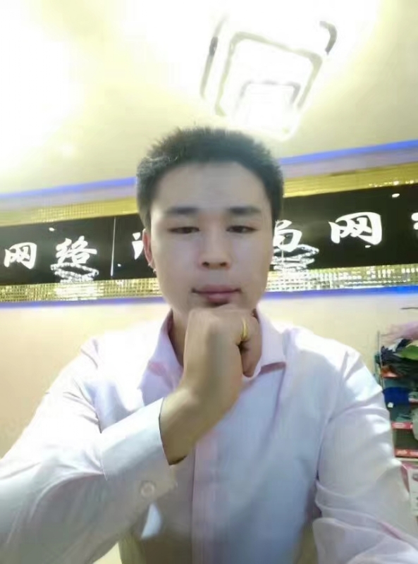 沉默寡言的第一张照片--银川相亲服务中心