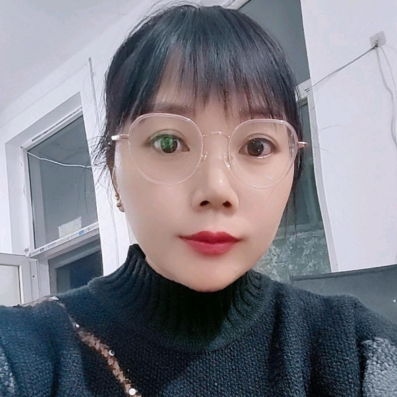 贺茂芳的第一张照片--银川相亲服务中心