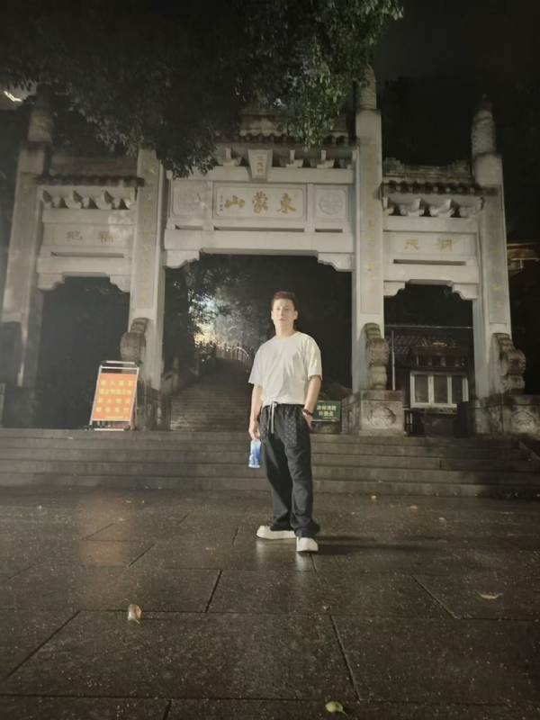 慕晨的第一张照片--银川相亲服务中心