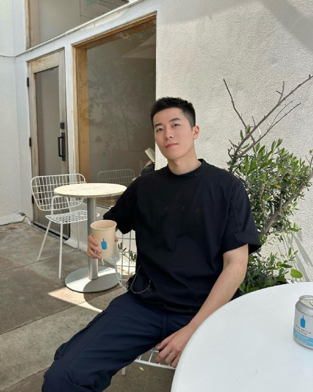 VV的第二张照片--银川相亲服务中心