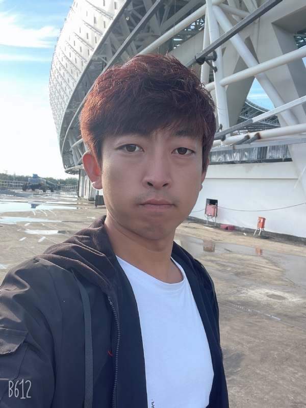 绅士大男孩的第一张照片--银川相亲服务中心